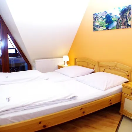 U Zbyszka W Willi Michalowka Rum i privatbostad *